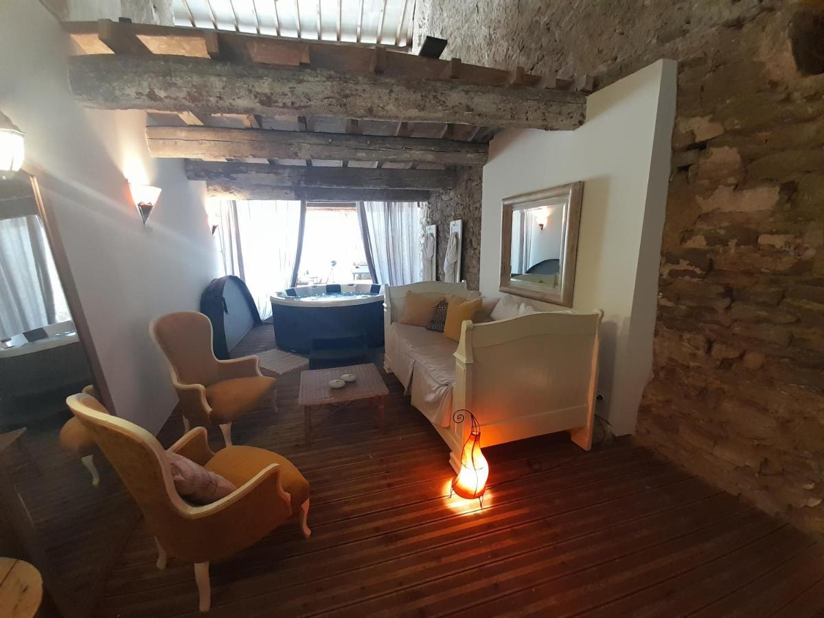 Le Gite De Sainte Valiere Piscine Et Spa Dış mekan fotoğraf